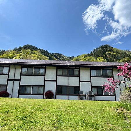 ホテル Sagirisou 長野市 エクステリア 写真