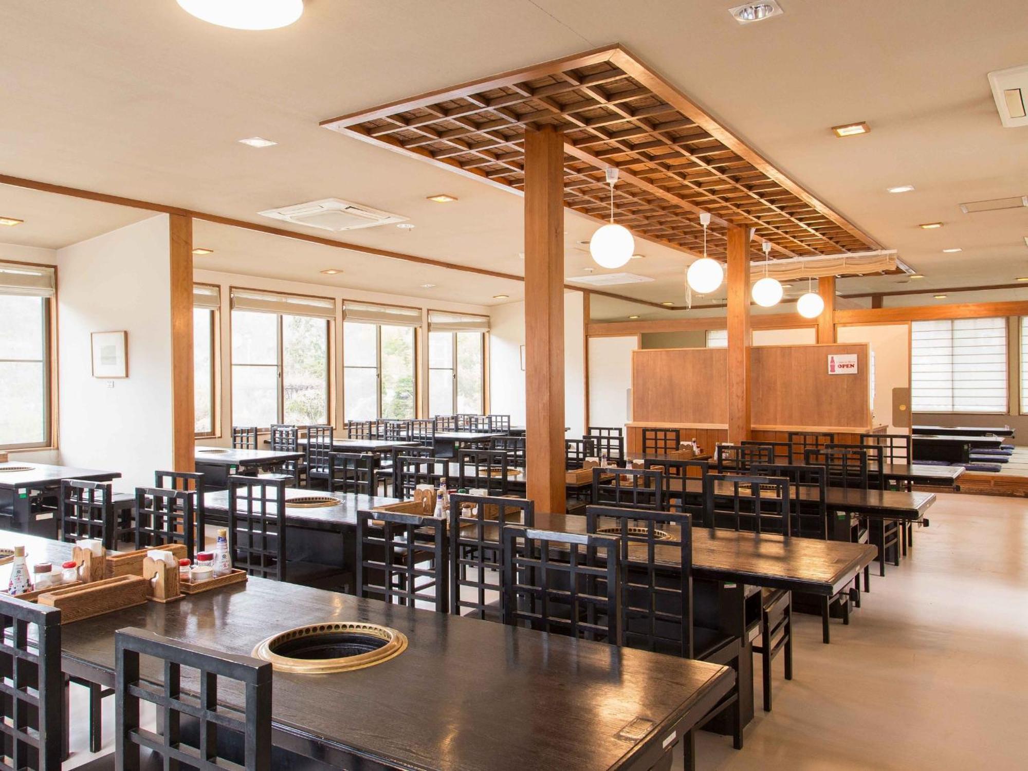 ホテル Sagirisou 長野市 エクステリア 写真